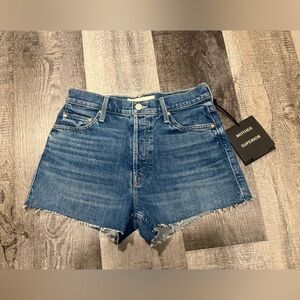 NEW MOTHER Superior Denim The Tomcat Kick Fray Shorts in Playing with scissors